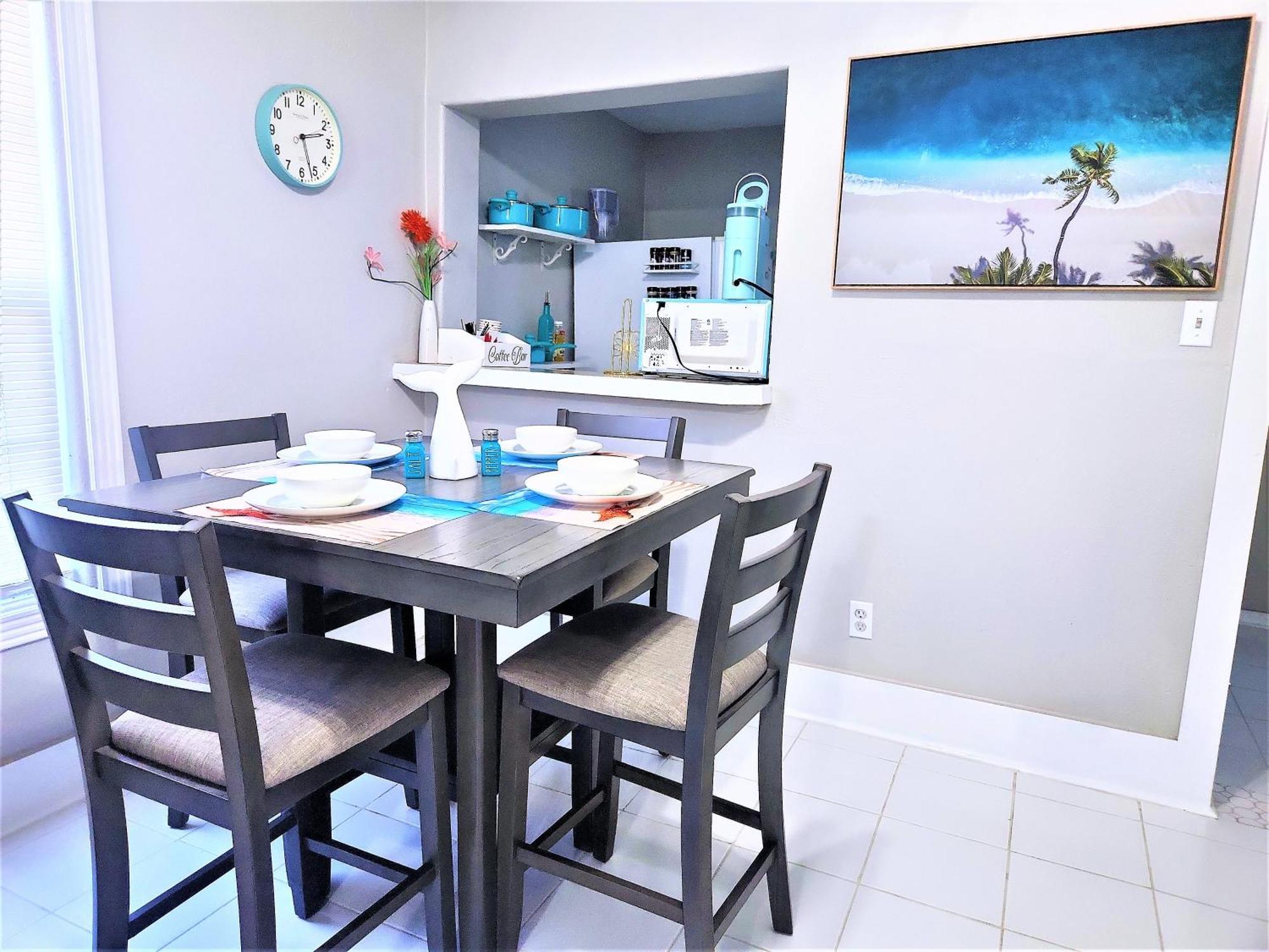 Casaazul: Beachfront Couples Retreat Near Pleasure Pier Galveston Exterior photo